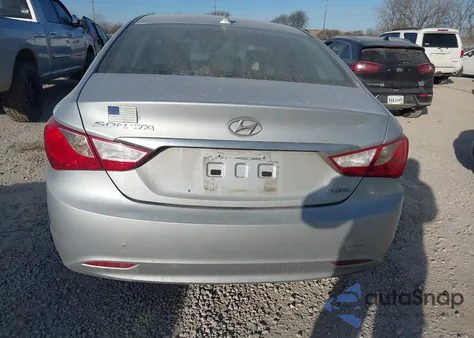 2011 Hyundai Sonata Limited z USA, uszkodzony, nr VIN 5NPEC4AC3BH125349